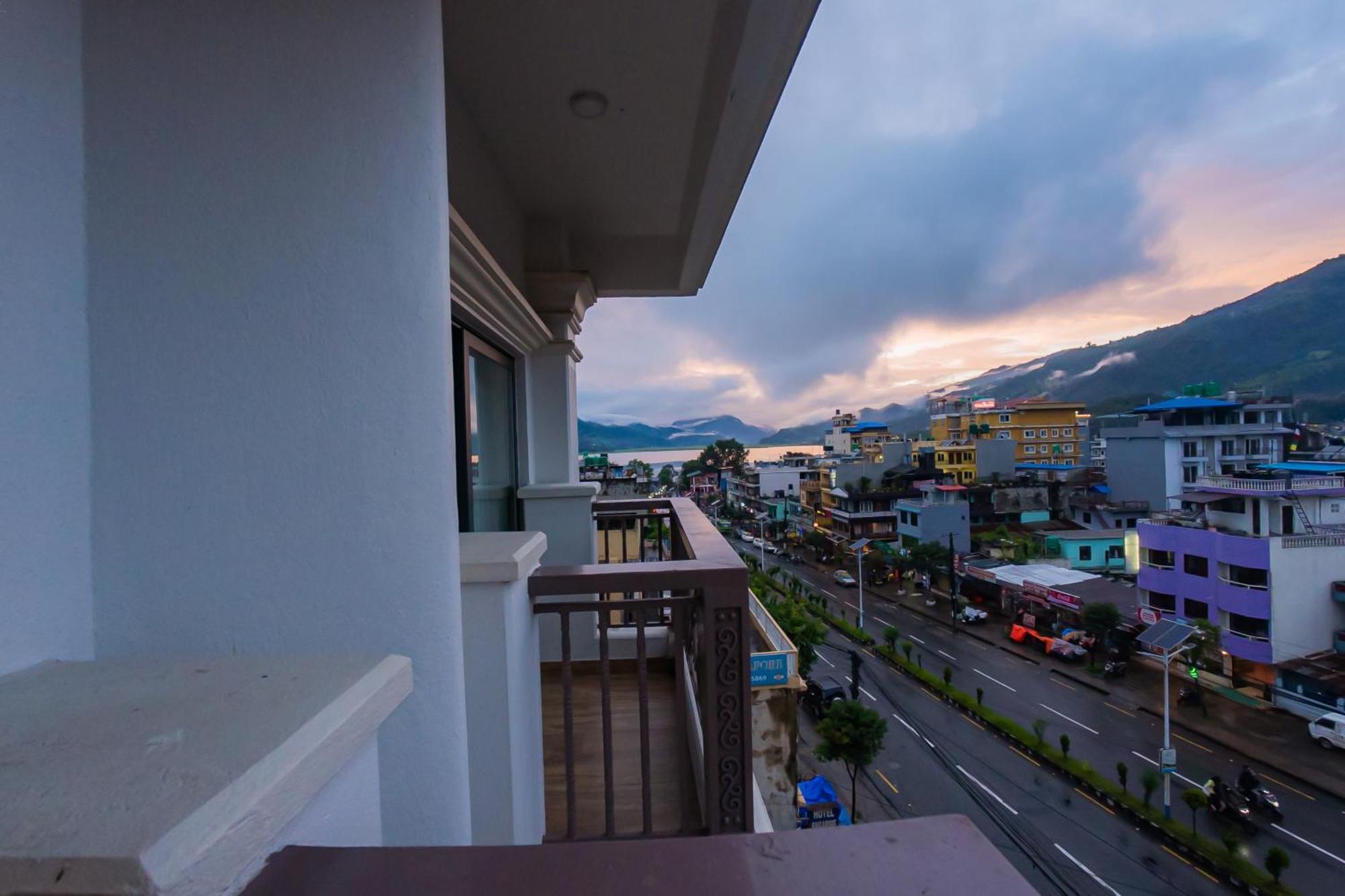 Hotel Fewa Trip Pokhara Exterior foto
